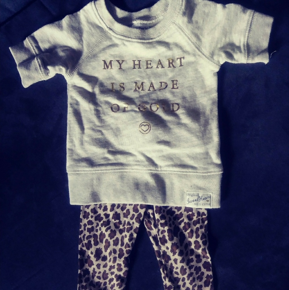 Carter's outfit